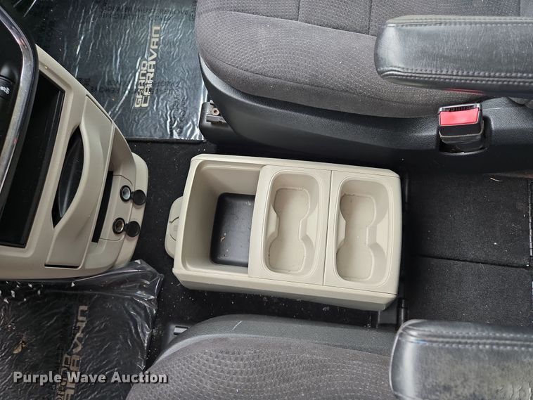 image for item EQ6873 2011 Dodge  Grand Caravan SUV