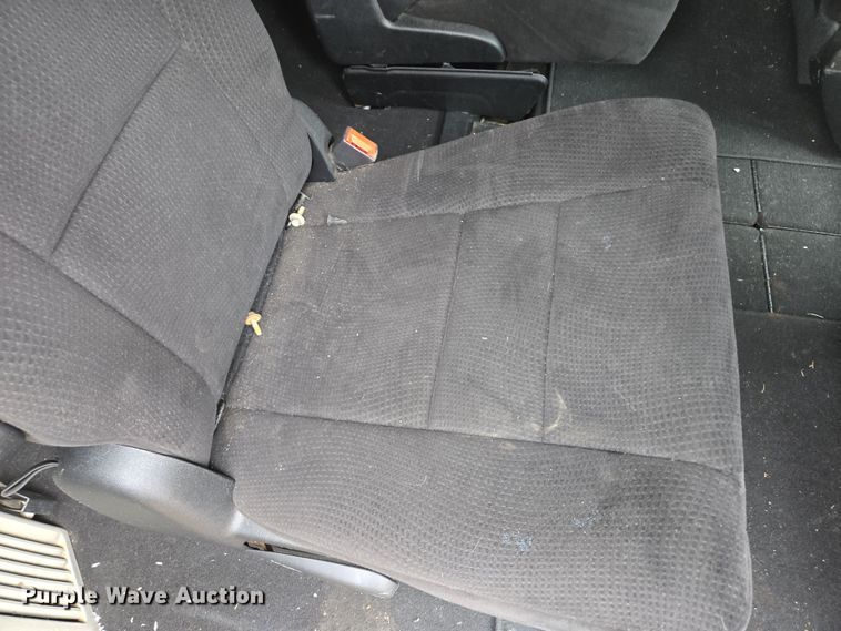 image for item EQ6873 2011 Dodge  Grand Caravan SUV