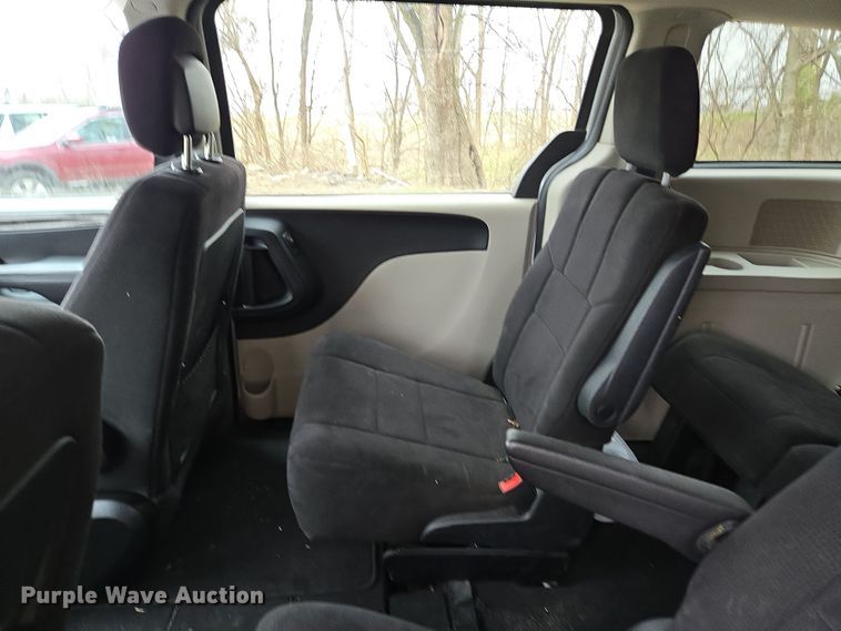 image for item EQ6873 2011 Dodge  Grand Caravan SUV