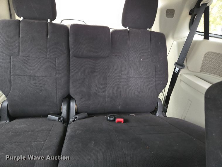 image for item EQ6873 2011 Dodge  Grand Caravan SUV