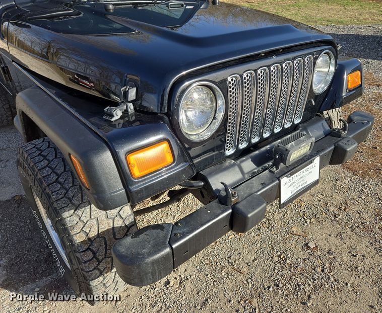 image for item EQ6874 2003 Jeep  Wrangler  SUV