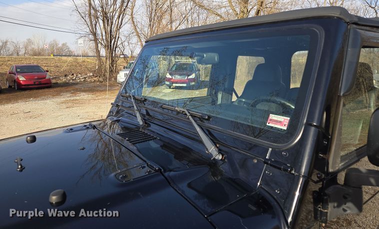 image for item EQ6874 2003 Jeep  Wrangler  SUV