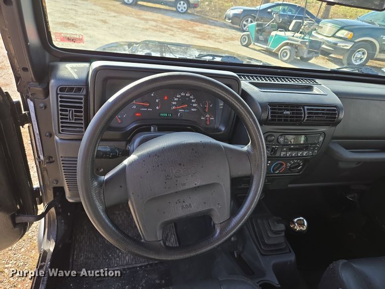 image for item EQ6874 2003 Jeep  Wrangler  SUV