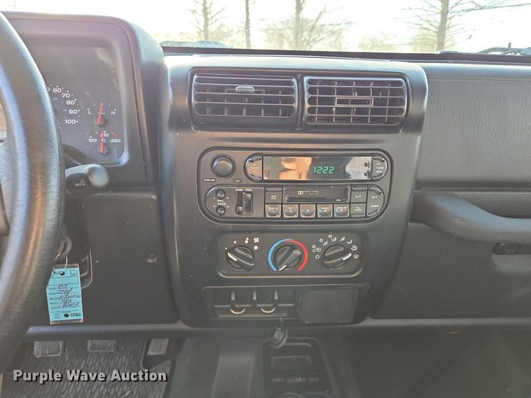 image for item EQ6874 2003 Jeep  Wrangler  SUV