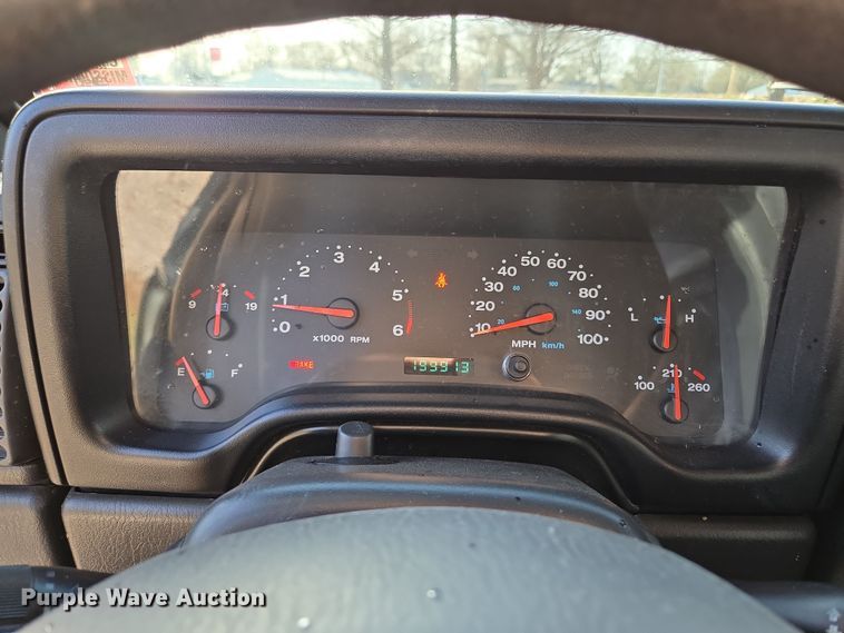 image for item EQ6874 2003 Jeep  Wrangler  SUV