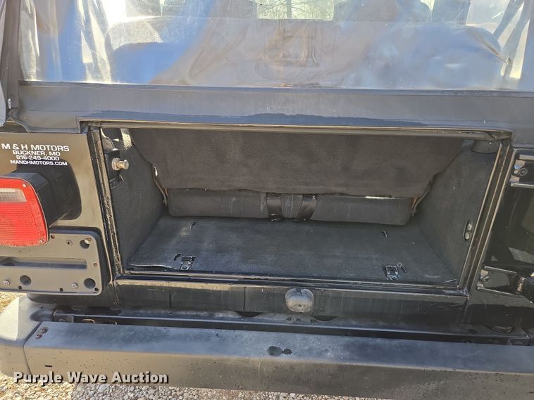 image for item EQ6874 2003 Jeep  Wrangler  SUV