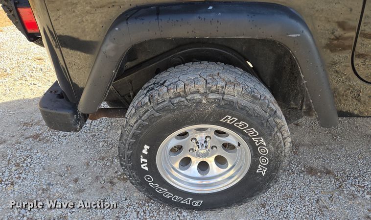 image for item EQ6874 2003 Jeep  Wrangler  SUV