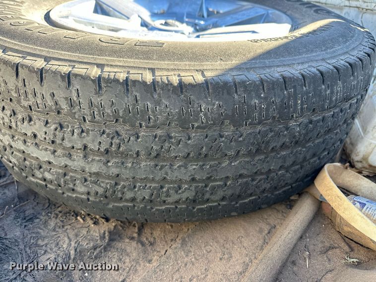 image for item ER8744 2012 Nissan Titan Crew Cab pickup truck