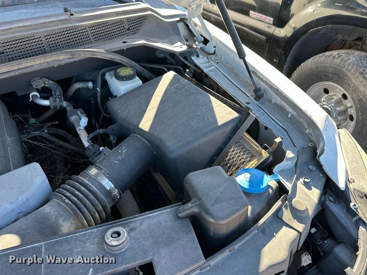 image for item ER8744 2012 Nissan Titan Crew Cab pickup truck