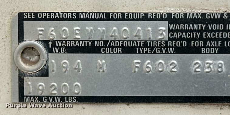 image for item ER8783 1975 Ford F600 dump flatbed truck