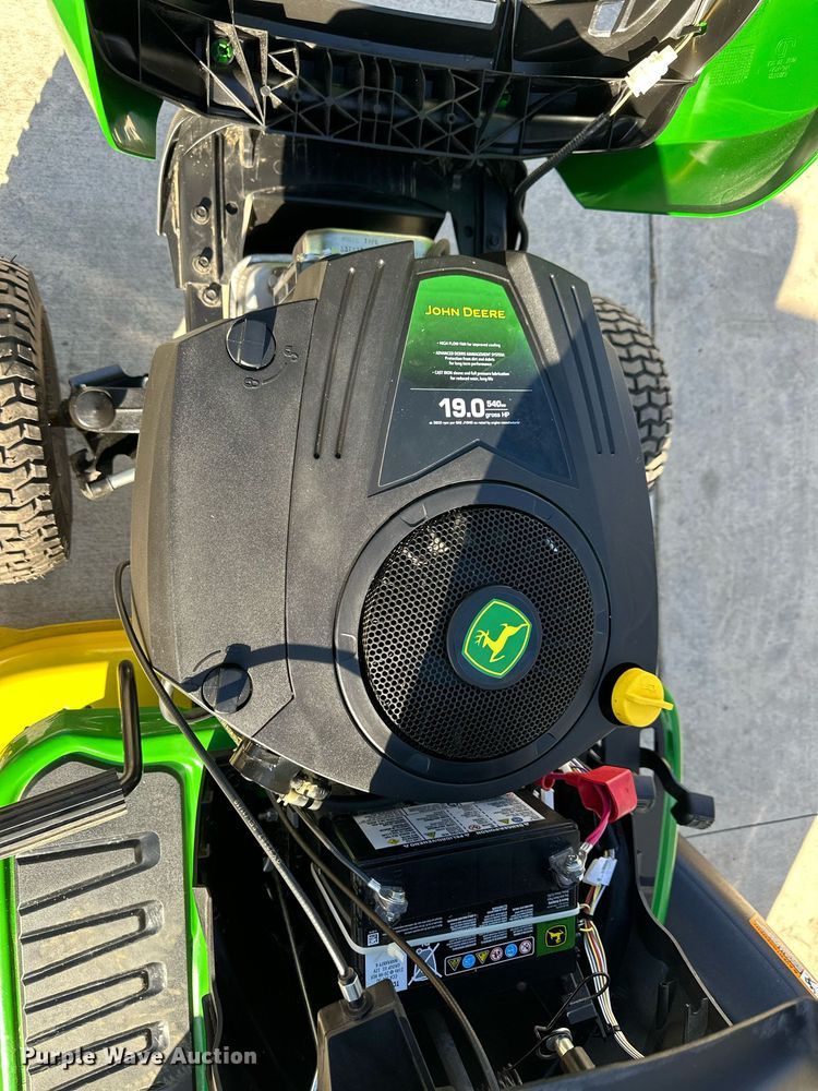 image for item ER8845 John Deere E110 lawn mower