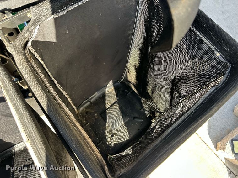 image for item ER8845 John Deere E110 lawn mower