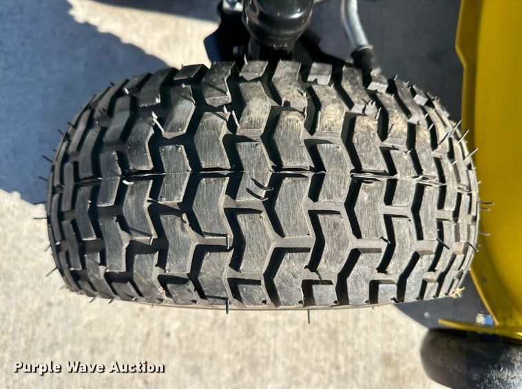 image for item ER8845 John Deere E110 lawn mower