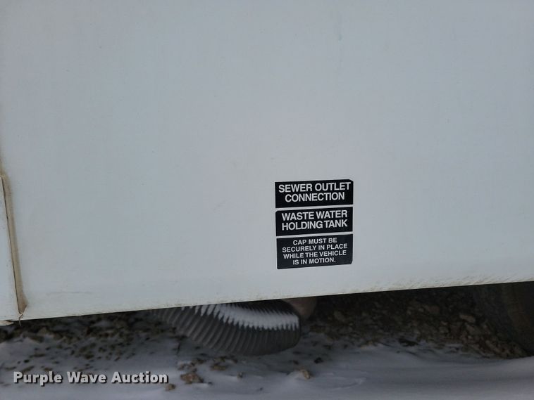 image for item NB9878 2010 Keystone Montana camper