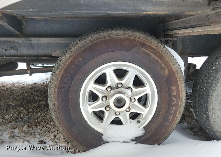 image for item NB9878 2010 Keystone Montana camper