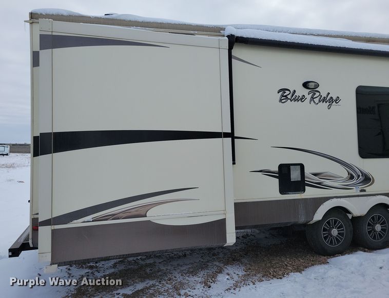 image for item NB9879 2016 Forest River Blue Ridge camper