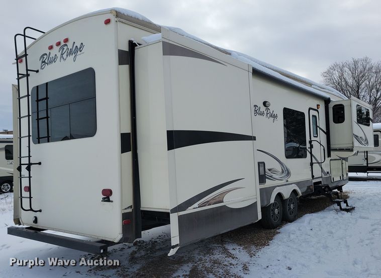 image for item NB9879 2016 Forest River Blue Ridge camper