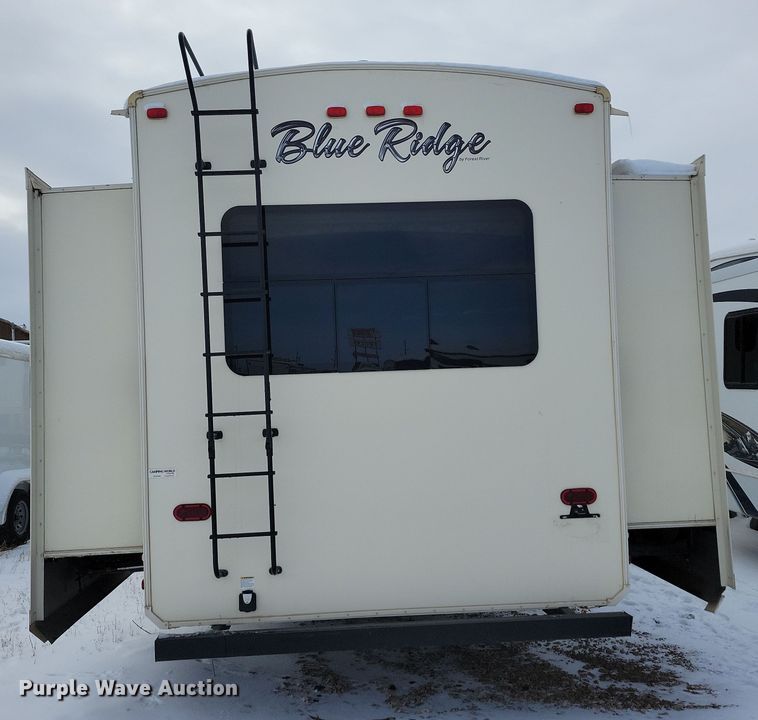 image for item NB9879 2016 Forest River Blue Ridge camper