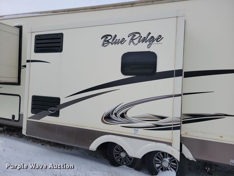image for item NB9879 2016 Forest River Blue Ridge camper