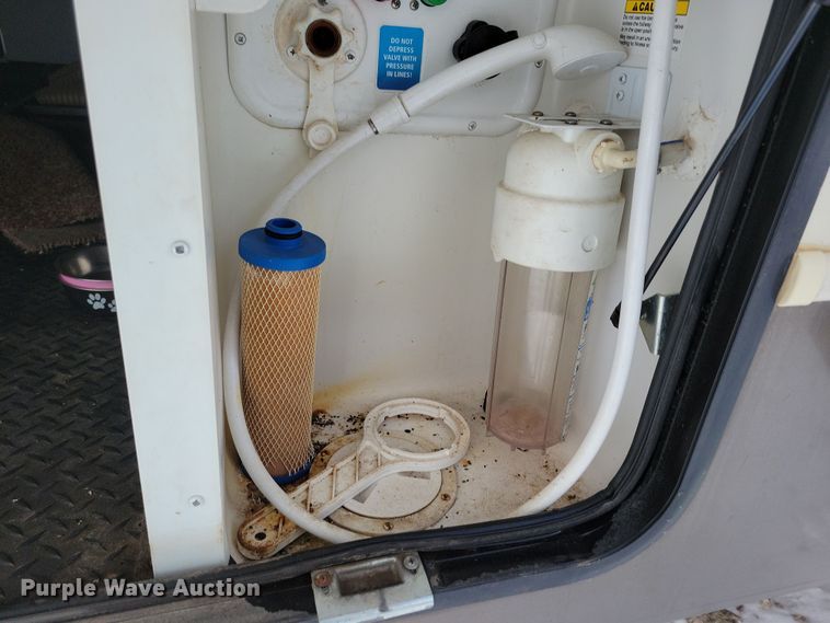 image for item NB9879 2016 Forest River Blue Ridge camper