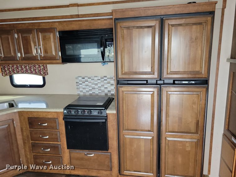 image for item NB9879 2016 Forest River Blue Ridge camper