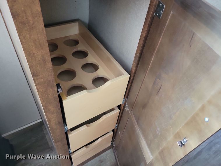 image for item NB9879 2016 Forest River Blue Ridge camper