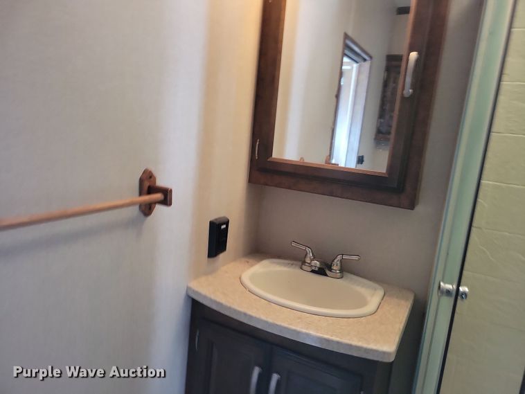 image for item NB9879 2016 Forest River Blue Ridge camper