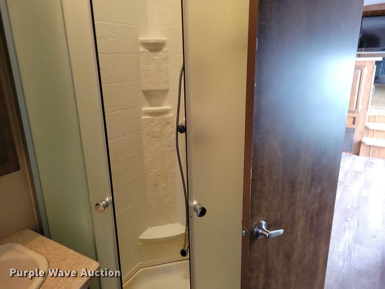 image for item NB9879 2016 Forest River Blue Ridge camper