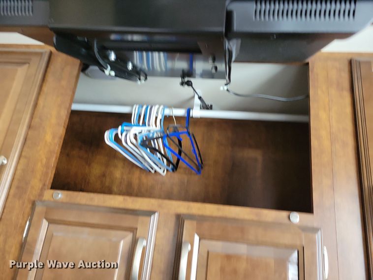 image for item NB9879 2016 Forest River Blue Ridge camper