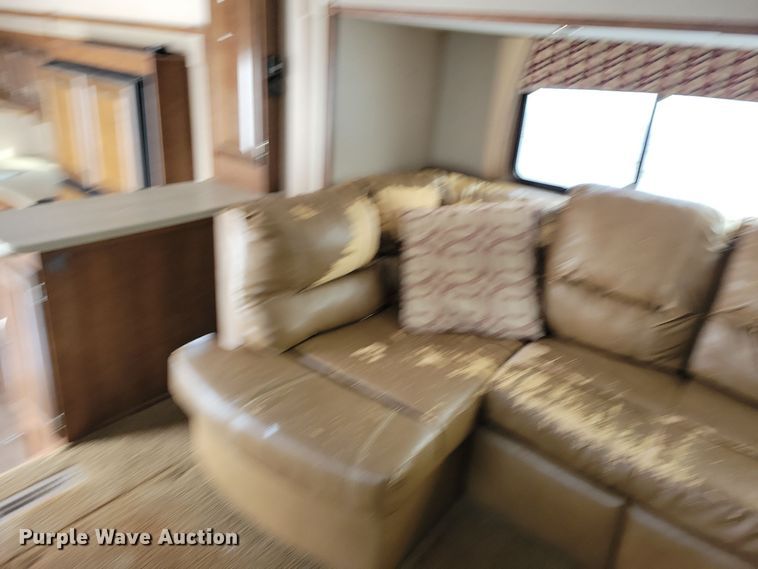 image for item NB9879 2016 Forest River Blue Ridge camper