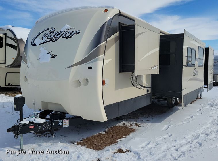 image for item NB9880 2017 Keystone Cougar camper