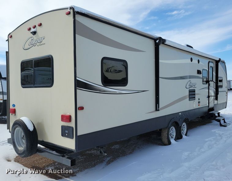 image for item NB9880 2017 Keystone Cougar camper