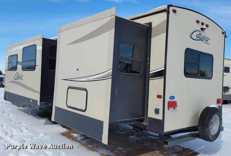 image for item NB9880 2017 Keystone Cougar camper