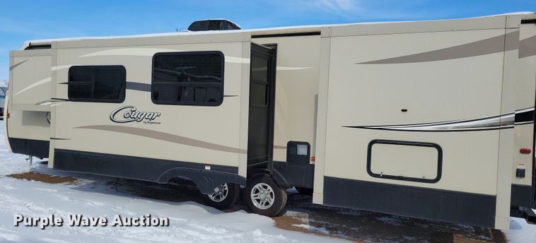 image for item NB9880 2017 Keystone Cougar camper