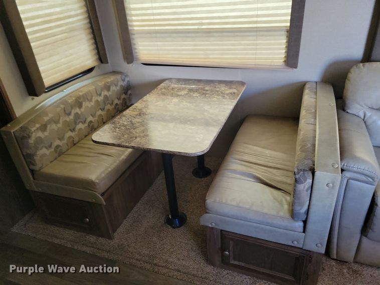 image for item NB9880 2017 Keystone Cougar camper