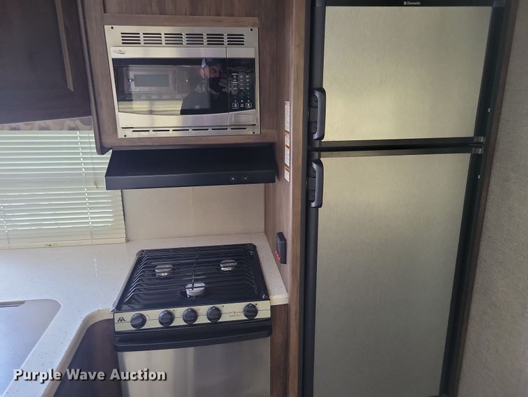 image for item NB9880 2017 Keystone Cougar camper