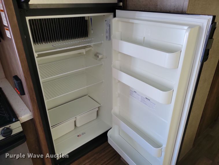 image for item NB9880 2017 Keystone Cougar camper