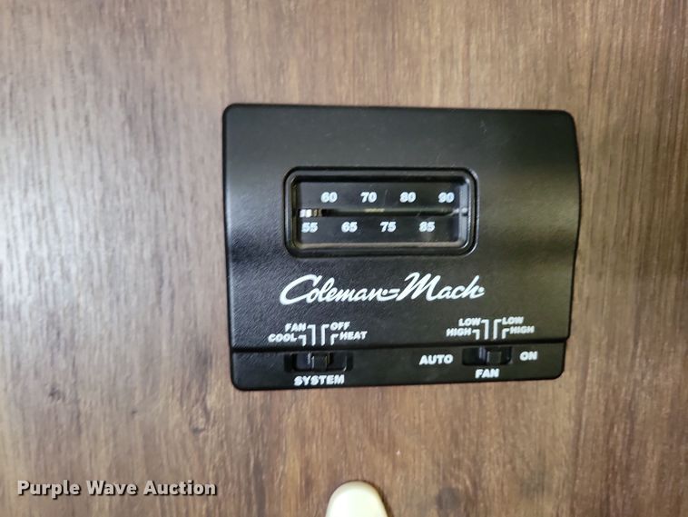 image for item NB9880 2017 Keystone Cougar camper