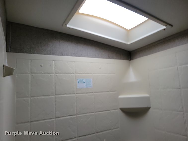 image for item NB9880 2017 Keystone Cougar camper