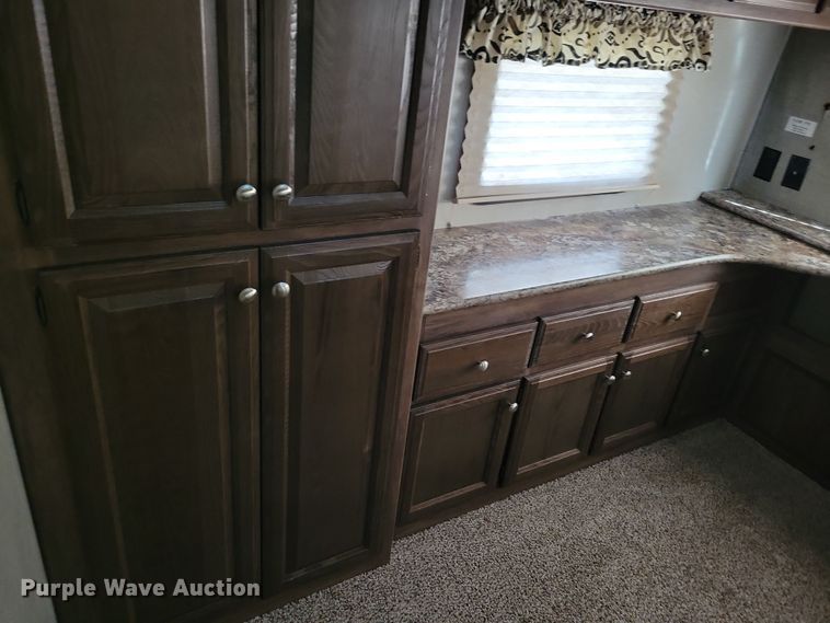 image for item NB9880 2017 Keystone Cougar camper