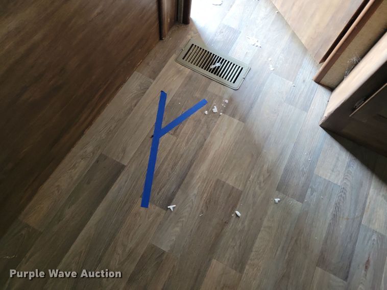 image for item NB9880 2017 Keystone Cougar camper