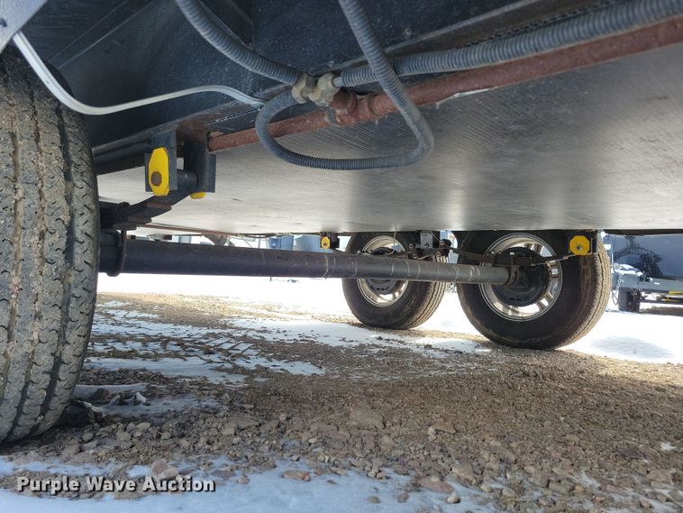 image for item NB9880 2017 Keystone Cougar camper