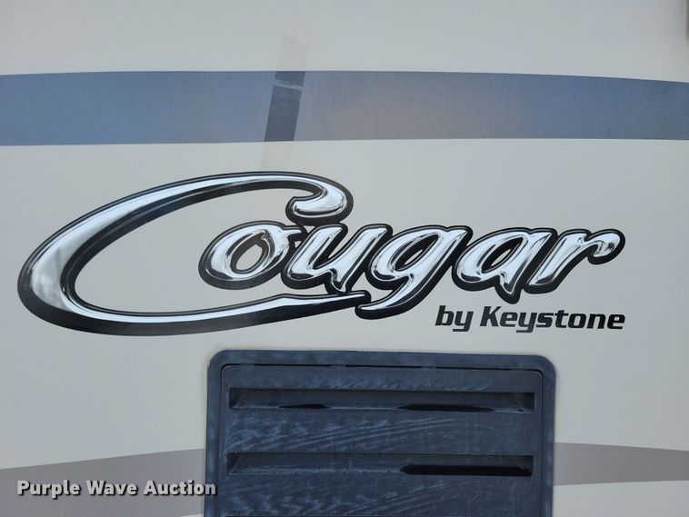 image for item NB9880 2017 Keystone Cougar camper