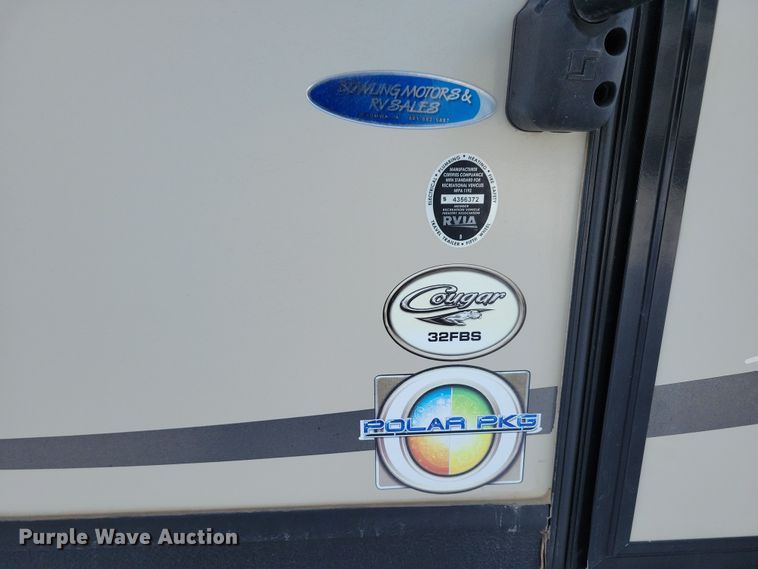 image for item NB9880 2017 Keystone Cougar camper