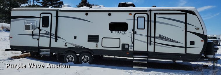 image for item NB9883 2017 Keystone Outback camper