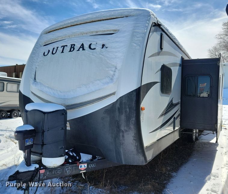 image for item NB9883 2017 Keystone Outback camper