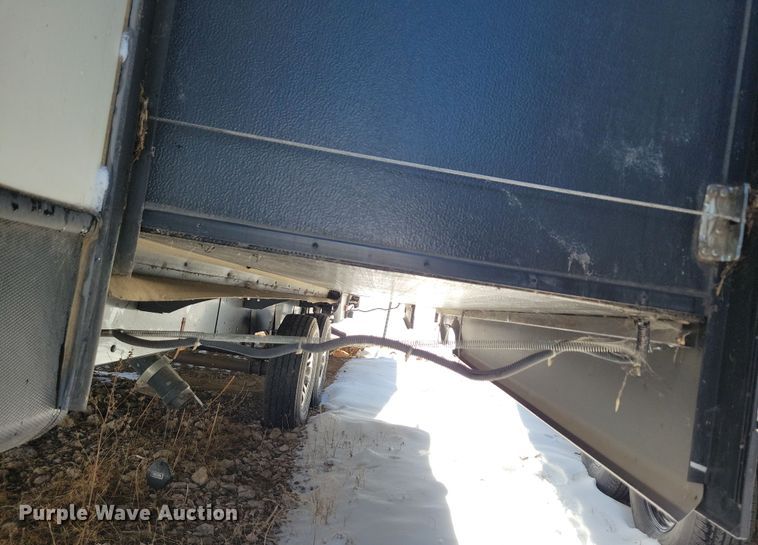 image for item NB9883 2017 Keystone Outback camper