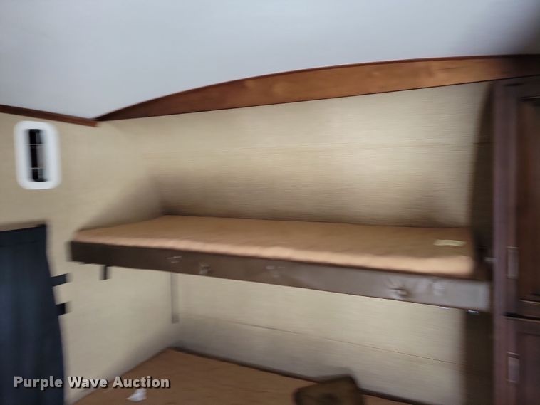 image for item NB9883 2017 Keystone Outback camper