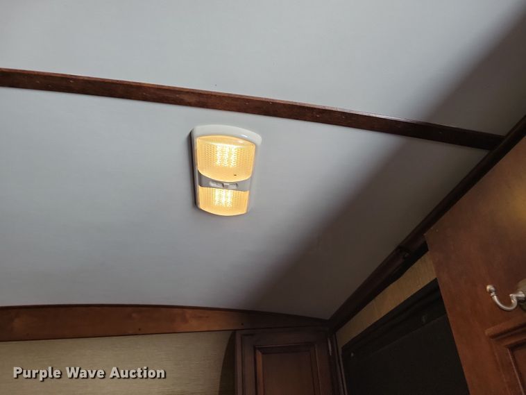 image for item NB9883 2017 Keystone Outback camper