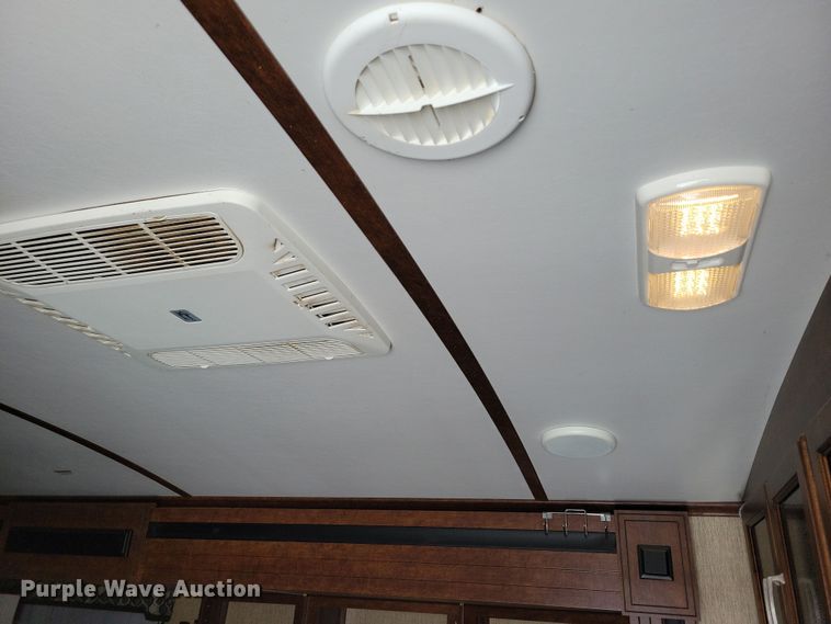 image for item NB9883 2017 Keystone Outback camper